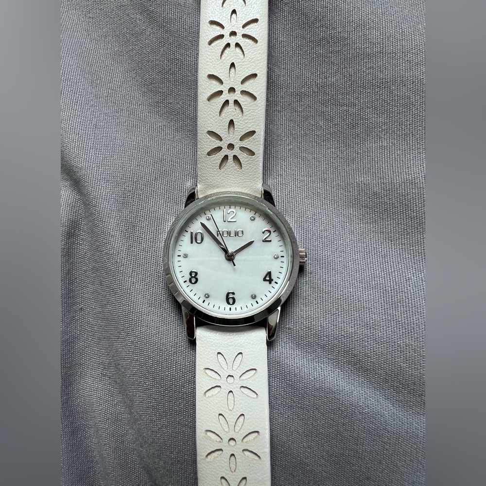 Folio white leather band watch